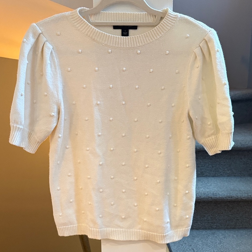 Ann Taylor Cream Textured Knit Sweater